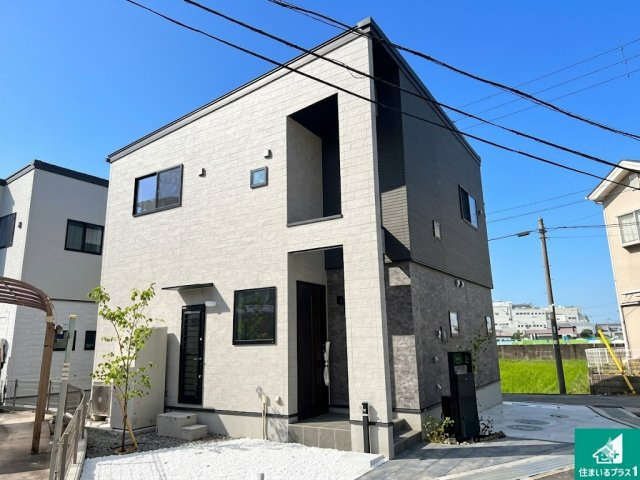 5(土)6(日)現地説明会！◆泉佐野市岡本　全2邸の外観|安心の10年保証！外観を美しく保ち、雨水で汚れを落とします！気になることがありましたら、お気軽にお問い合わせください！