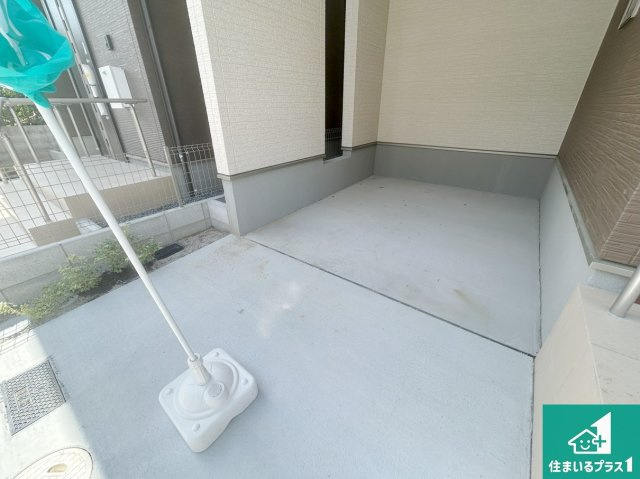 高槻市昭和台町　新築一戸建ての駐車場|駐車スペース！散水栓があるので、こまめに愛車を洗えます！
