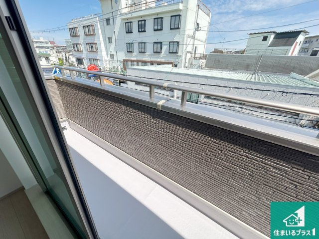 高槻市昭和台町　未入居のバルコニー|日当たりのよいバルコニー！お部屋が開放的に！