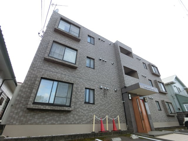 プルミエプラースの外観