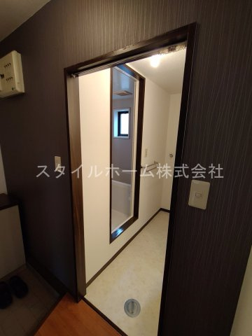 フレグランス　フォレBの玄関