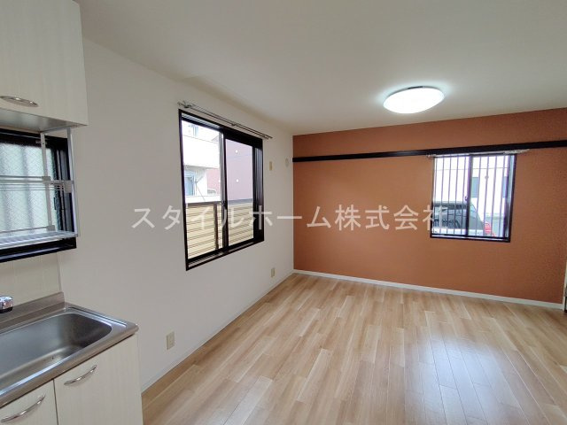 フレグランス　フォレBの居間・リビング