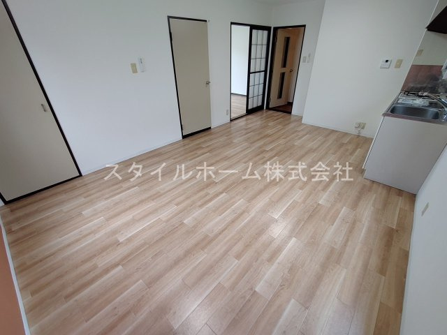 フレグランス　フォレBの居間・リビング