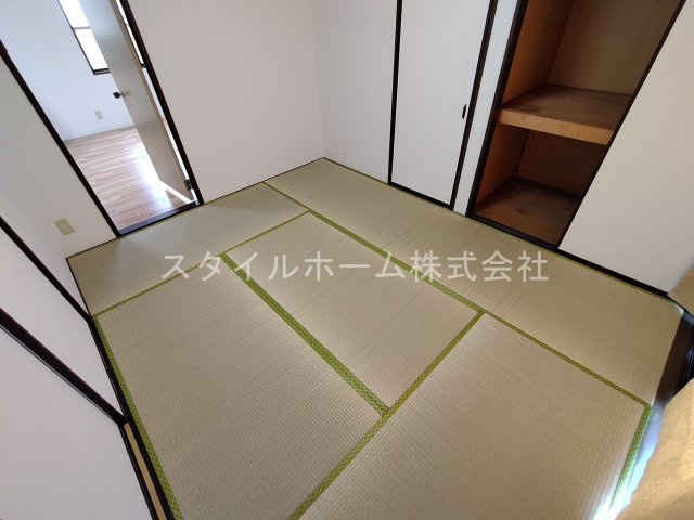 フレグランス　フォレBの和室