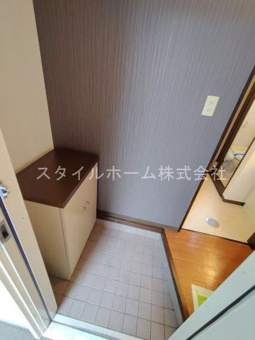 フレグランス　フォレBの玄関