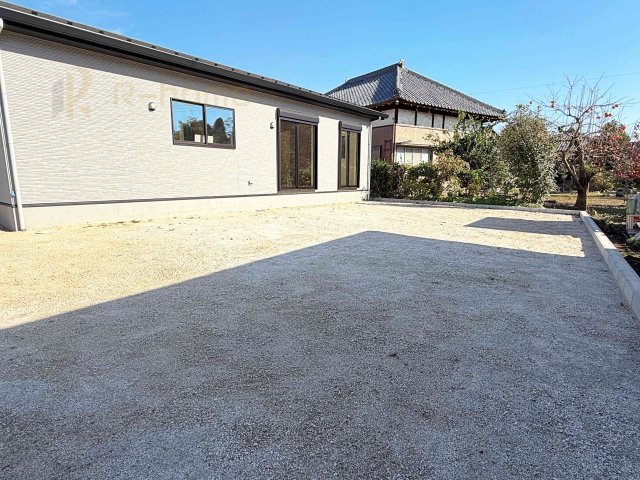 守谷市野木崎1期　新築戸建て　1号棟の庭|広々とした日当たりの良いお庭！お子様の遊び場などお家時間を満喫♪