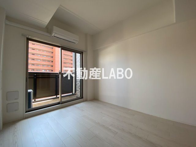 エスリード中之島ザ･コアの居間・リビング