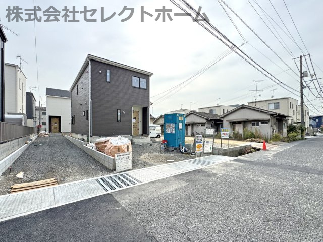 ■TVモニター 夜間の訪問者の顔も確認できるLEDライトを装備
■カードキー　カードやシールを近づけるだけで開け閉め出来る機能
■雨風に強い軽量アルミニウム仕上 インターホン 照明 ポスト 表札セット