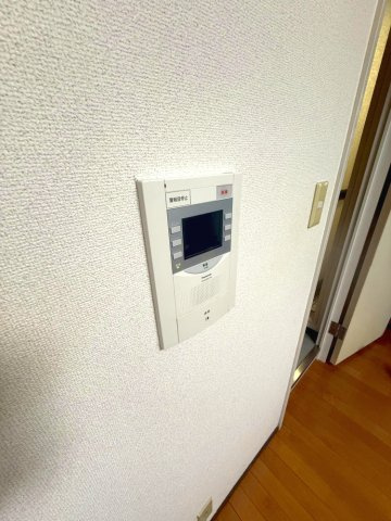 コスモフォーラム四条の防犯設備|モニターホンです。