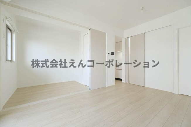 【居間・リビング】 | エンクレスト天神LINK