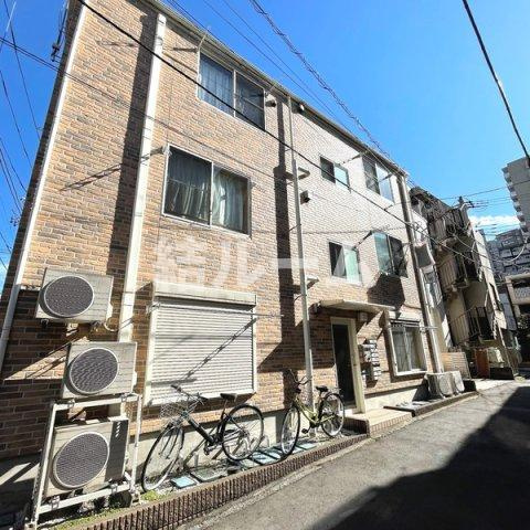 板橋区仲宿のアパートの外観