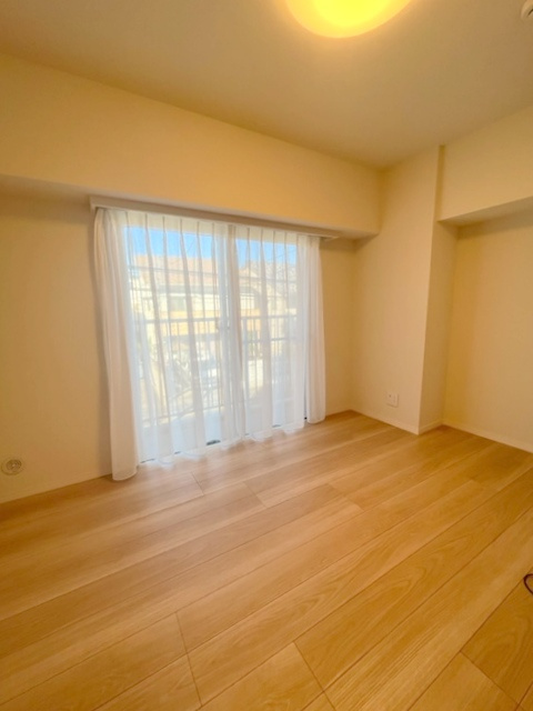 ベルエア第二川口の洋室|洋室（写真はリノベーション後の室内写真）