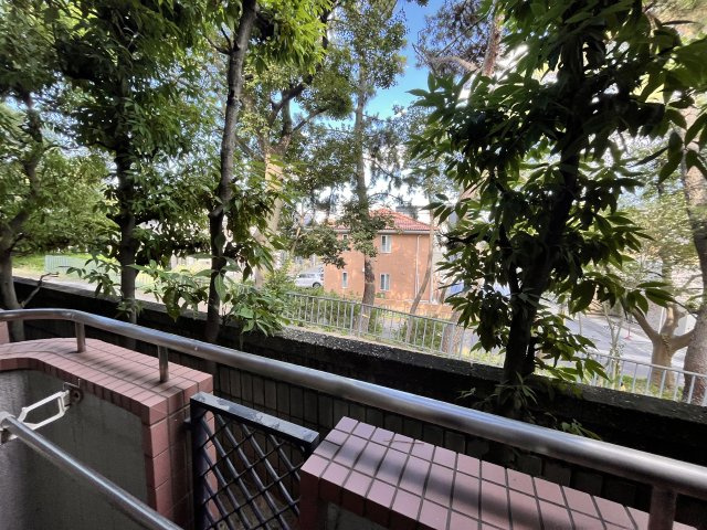 グリーンハウス緑地の展望