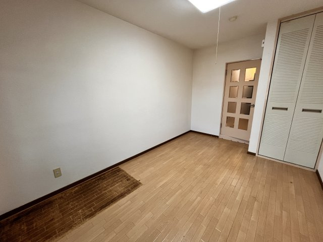 グリーンハウス緑地の居間・リビング