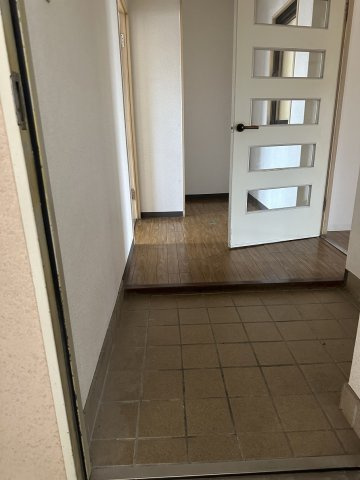 ベルハイムＯＫＡＤＡの玄関