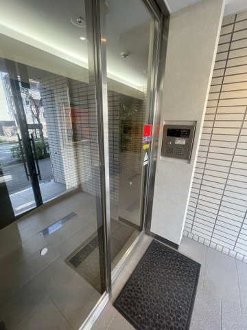 四丁目ヒルズのエントランス