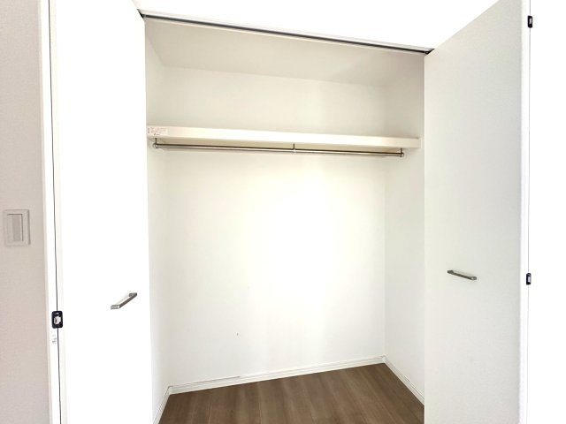 グランシャリオ王子の収納|収納力のあるクローゼットで、お部屋はいつでも整然と。見た目にも美しく、快適な生活空間を実現します。