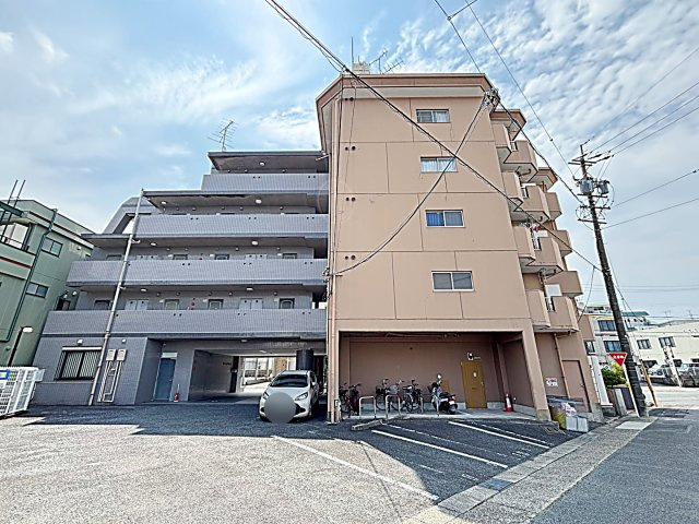 ハイツサンシャインⅡの外観|落ち着いた雰囲気の外観です