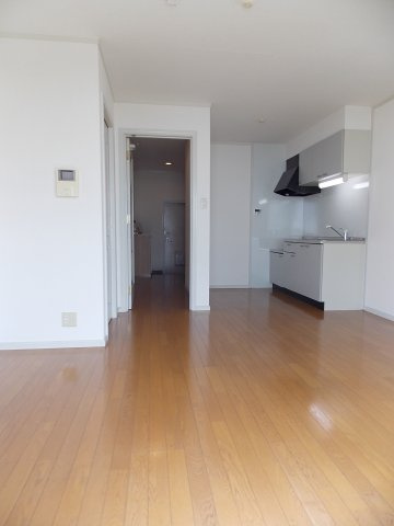 エスパスよもぎ台の居間・リビング|ゆったり過ごせるリビングです