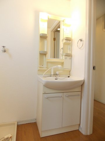 エスパスよもぎ台の洗面所|広い洗面スペース