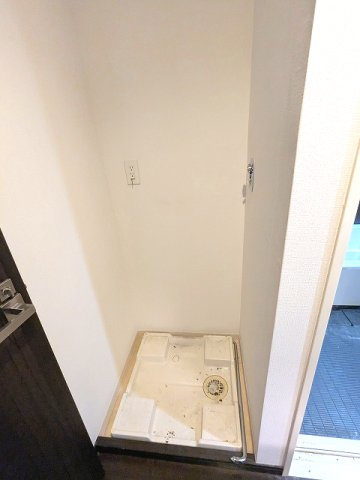 RESIDIA日本橋馬喰町Ⅲの設備|洗面室の洗濯機置場