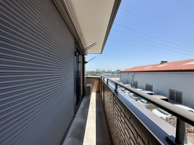 ビレッジ北久保 C棟のバルコニー