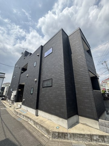 ガレット本八幡の外観