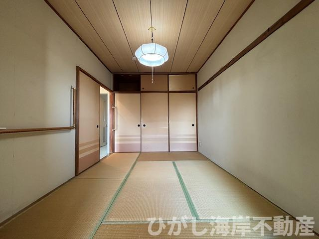 ライオンズガーデン茅ヶ崎一番館の和室|心落ち着く6帖の和空間。障子の先に広がる広縁付き♪