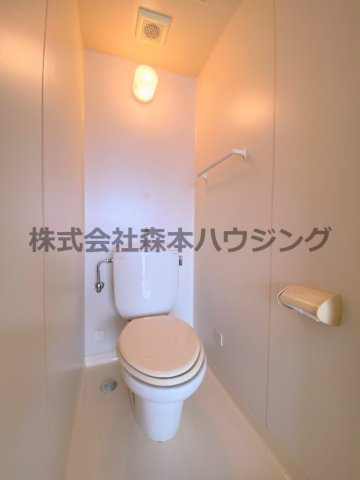 【トイレ】 | 　チェリー広野 | 落ち着いた色調のトイレです