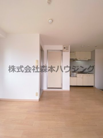 【居間・リビング】 | 　チェリー広野 | 使い勝手の良い居間です