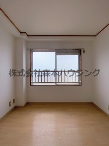 【洋室】 | 　チェリー広野 | 明るい洋室です