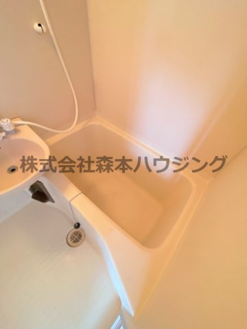 【浴室】 | 　チェリー広野 | 落ち着いた空間のお風呂です