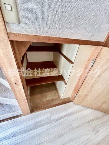 長池町３丁目戸建の収納