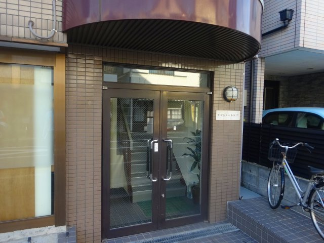 コンシェール茨木のエントランス