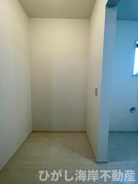 平塚市平塚1丁目  新築戸建　全２棟の設備|パントリー