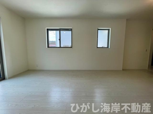 平塚市平塚1丁目  新築戸建　全２棟の居間・リビング|17.1帖　LDK