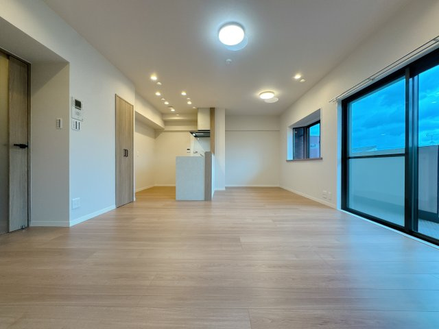 【居間・リビング】 | ライオンズマンション野間大池南☆仲介手数料無料☆