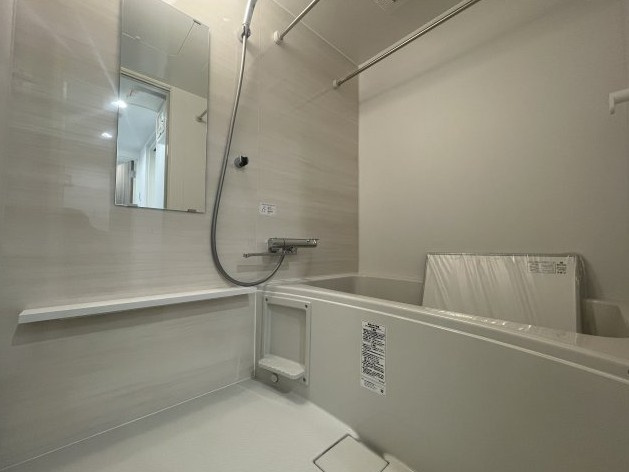 ルオーレ上北沢駅前の浴室