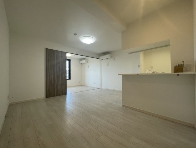 ルオーレ上北沢駅前の居間・リビング