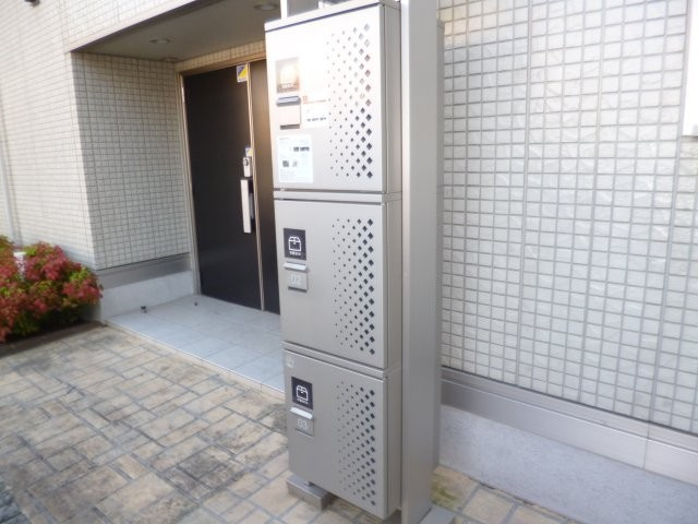 レザン倉敷のその他共用部分|宅配ボックス