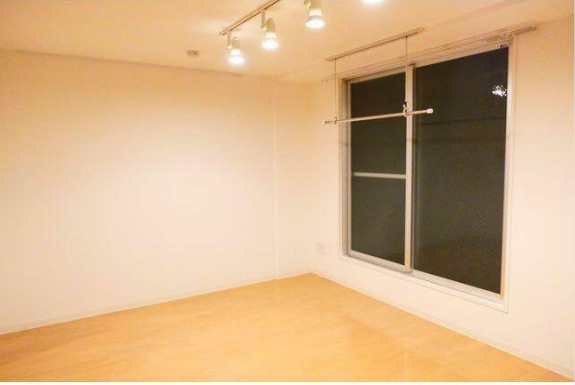 ZESTY幡ヶ谷の居間・リビング