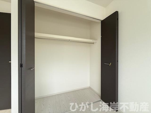 茅ヶ崎市柳島１丁目　新築戸建　全２棟の収納|各居室　収納スペース付き