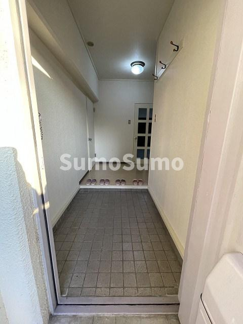 夙川ライムヴィラの玄関