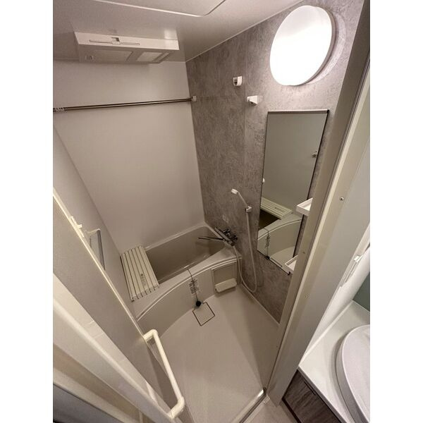 ルネフラッツ黒川Ⅱ　名古屋市賃貸　仲介手数料無料の浴室