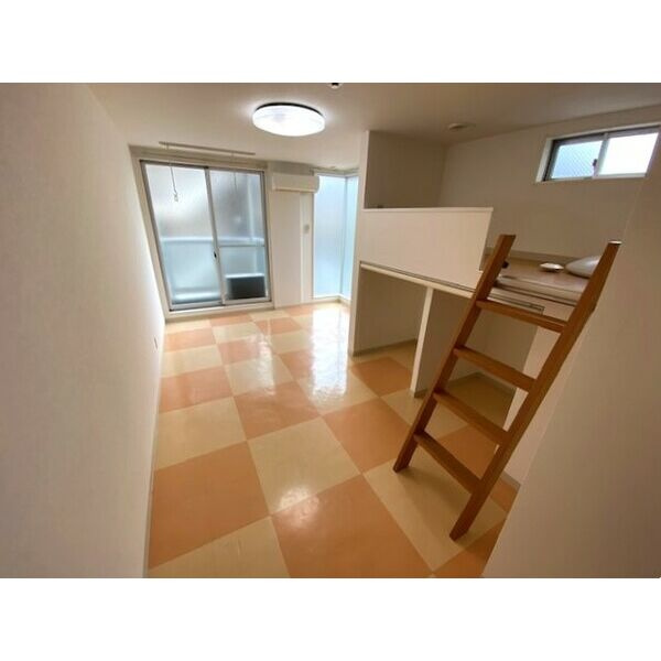 ノヴェル今池　名古屋市賃貸　仲介手数料無料の居間・リビング