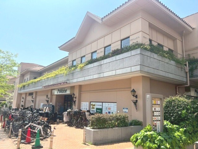 AUREAの周辺|プレッセ田園調布店 927m