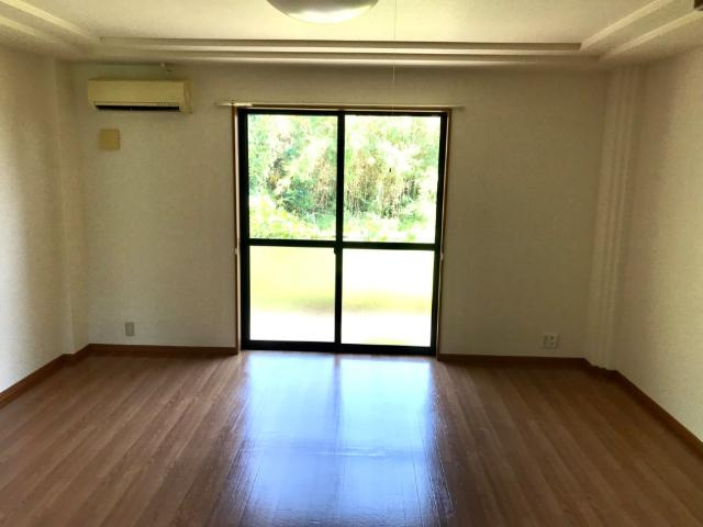 ファームハウス・ヒーローの内装|室内