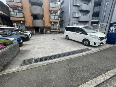 【駐車場】 | 第３マテリア