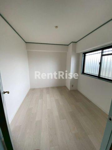 ウィズユー苅安賀の居間・リビング