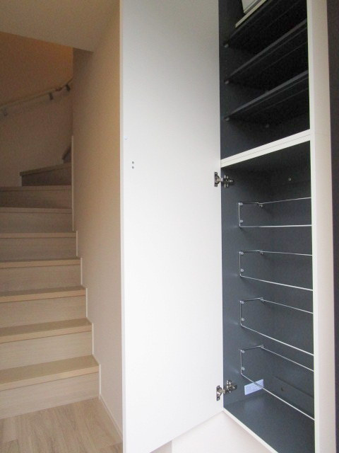 Ｂｌｅｓｓｅｄ　Ｃｏｕｒｔ　ブレストコートの玄関|★玄関★